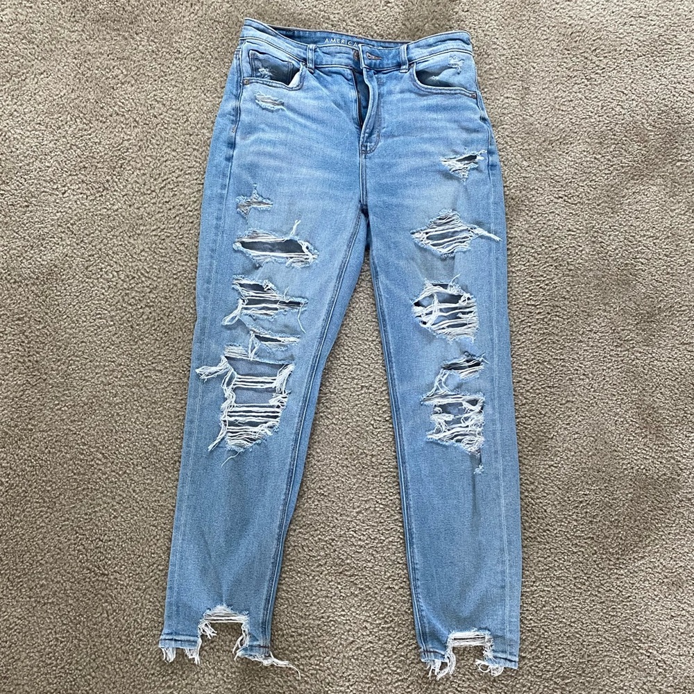 American Eagle Mom Jeans